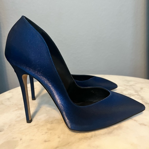 Giuseppe Zanotti blue pumps